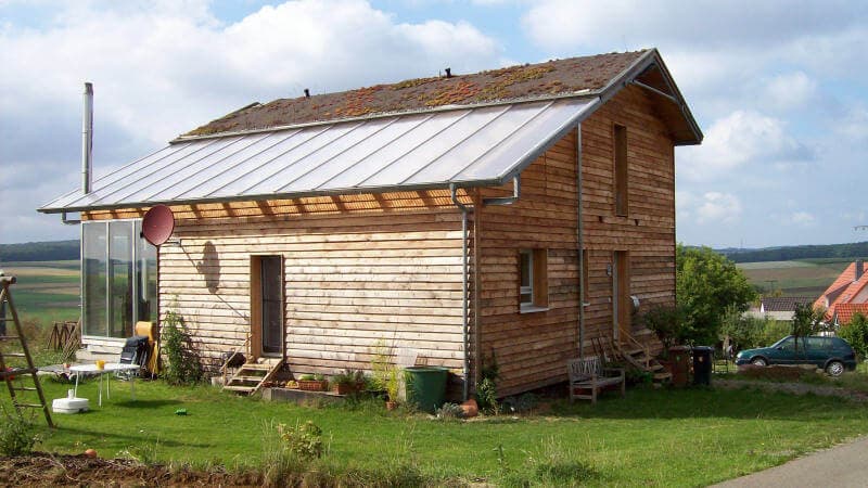 Biohaus mit Dachbegrünung