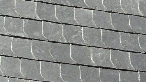 Fassade mit Schiefer
