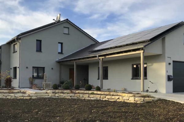 bio-solar-haus-einfamilienhaus-holzhaus-13554-jpgBF79D933-F141-F284-D9E8-2999C4E32A9F.jpeg