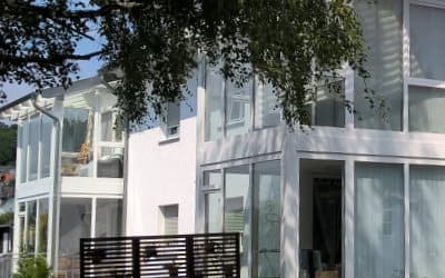 Großes Zweifamilienhaus Zweifamilienhaus